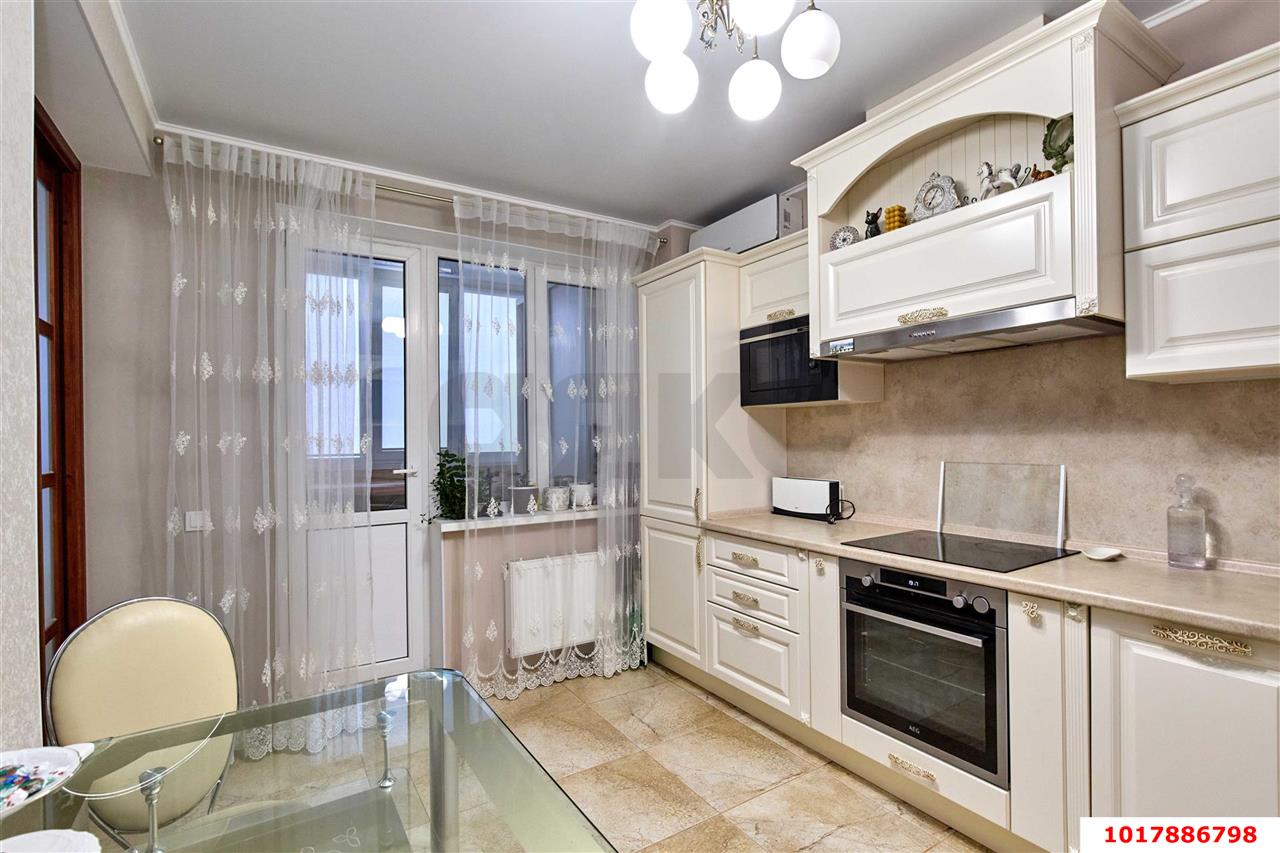 Фото №5: 2-комнатная квартира <span class="whitespace-nowrap">70 м²</span>, <span class="whitespace-nowrap">8/16 эт.</span> - Краснодар, Центральный внутригородской округ, мкр. Завод Измерительных Приборов, ул. Московская, 59