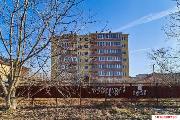Фото №1: Студия <span class="whitespace-nowrap">30 м²</span>, <span class="whitespace-nowrap">7/7 эт.</span> - Российский, мкр. ЖК Лучистый, ул. Шевкунова, 5