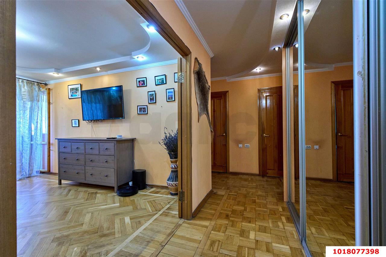 Фото №6: 3-комнатная квартира <span class="whitespace-nowrap">64 м²</span>, <span class="whitespace-nowrap">8/9 эт.</span> - Краснодар, Прикубанский внутригородской округ, мкр. 40 лет Победы, ул. имени 40-летия Победы, 146/6к2