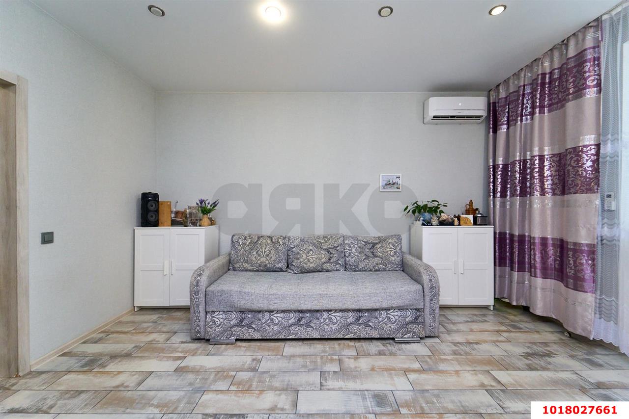 Фото №6: Студия <span class="whitespace-nowrap">33 м²</span>, <span class="whitespace-nowrap">11/17 эт.</span> - Краснодар, Прикубанский внутригородской округ, имени Петра Метальникова, мкр. ЖК Выше, ул. Евгении Жигуленко, 25к2