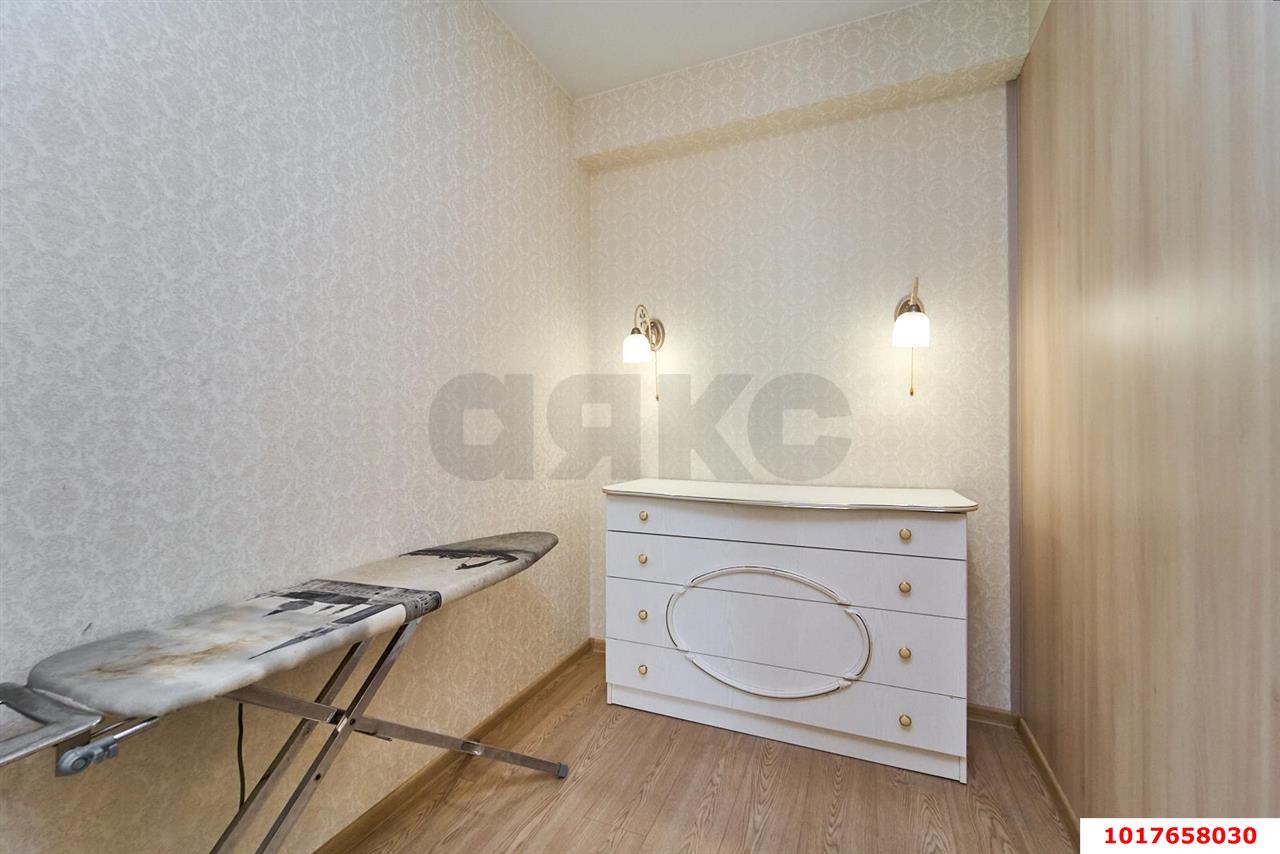 Фото №10: 1-комнатная квартира <span class="whitespace-nowrap">45 м²</span>, <span class="whitespace-nowrap">9/16 эт.</span> - Краснодар, Центральный внутригородской округ, мкр. Завод Измерительных Приборов, ул. Московская, 61
