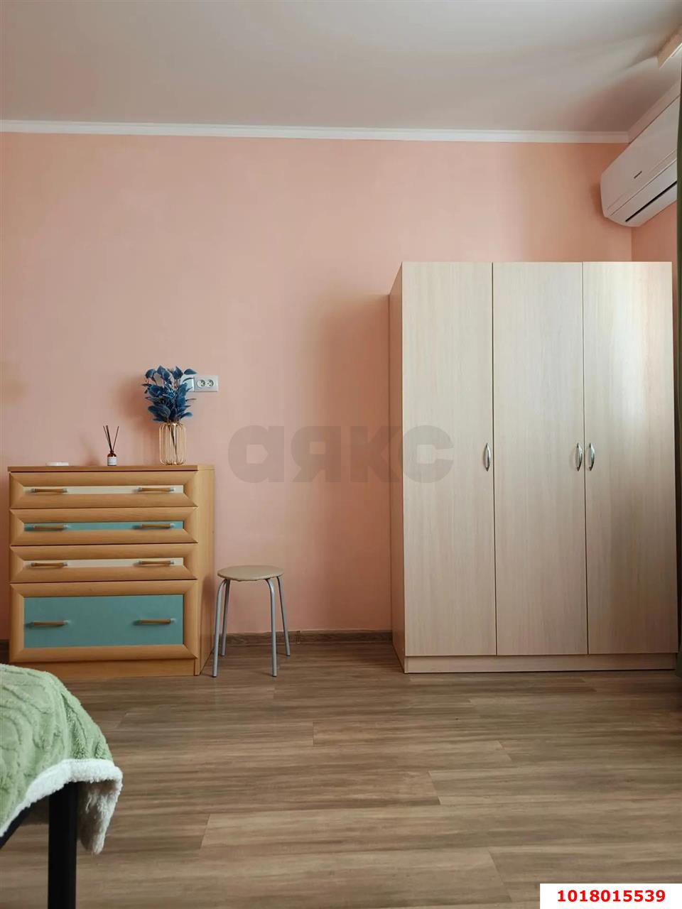 Фото №8: 1-комнатная квартира <span class="whitespace-nowrap">34 м²</span>, <span class="whitespace-nowrap">1/3 эт.</span> - Краснодар, Прикубанский внутригородской округ, Калинино, имени Петра Метальникова, мкр. ЖК Арбатский, ул. Цезаря Куникова, 18лит4