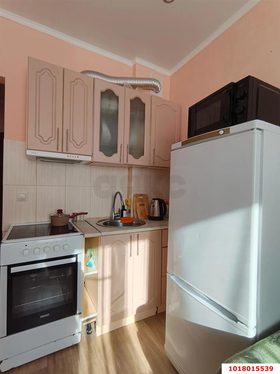 Фото №2: 1-комнатная квартира <span class="whitespace-nowrap">34 м²</span>, <span class="whitespace-nowrap">1/3 эт.</span> - Краснодар, Прикубанский внутригородской округ, Калинино, имени Петра Метальникова, мкр. ЖК Арбатский, ул. Цезаря Куникова, 18лит4