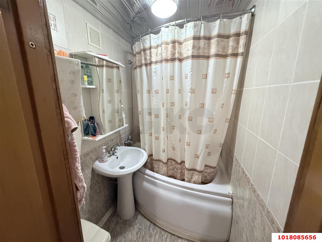 Фото №11: 3-комнатная квартира <span class="whitespace-nowrap">82 м²</span>, <span class="whitespace-nowrap">2/10 эт.</span> - Краснодар, Западный внутригородской округ, мкр. Юбилейный, ул. Рождественская набережная, 33