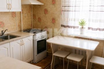 Фото №1: 2-комнатная квартира <span class="whitespace-nowrap">41 м²</span>, <span class="whitespace-nowrap">2/2 эт.</span> - Мичуринский, ул. Ленина, 17