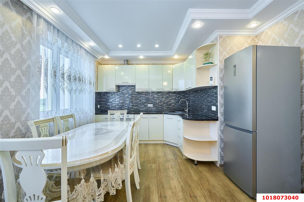 Фото №5: 2-комнатная квартира <span class="whitespace-nowrap">70 м²</span>, <span class="whitespace-nowrap">6/25 эт.</span> - Краснодар, Карасунский внутригородской округ, ж/м Пашковский, ул. Бородинская, 152/А