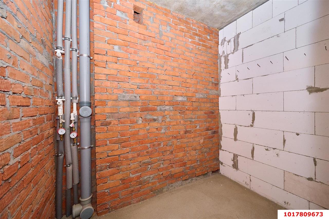 Фото №5: 1-комнатная квартира <span class="whitespace-nowrap">39 м²</span>, <span class="whitespace-nowrap">3/3 эт.</span> - Краснодар, Прикубанский внутригородской округ, мкр. ЖК Оазис, ул. Измаильская, 76к9