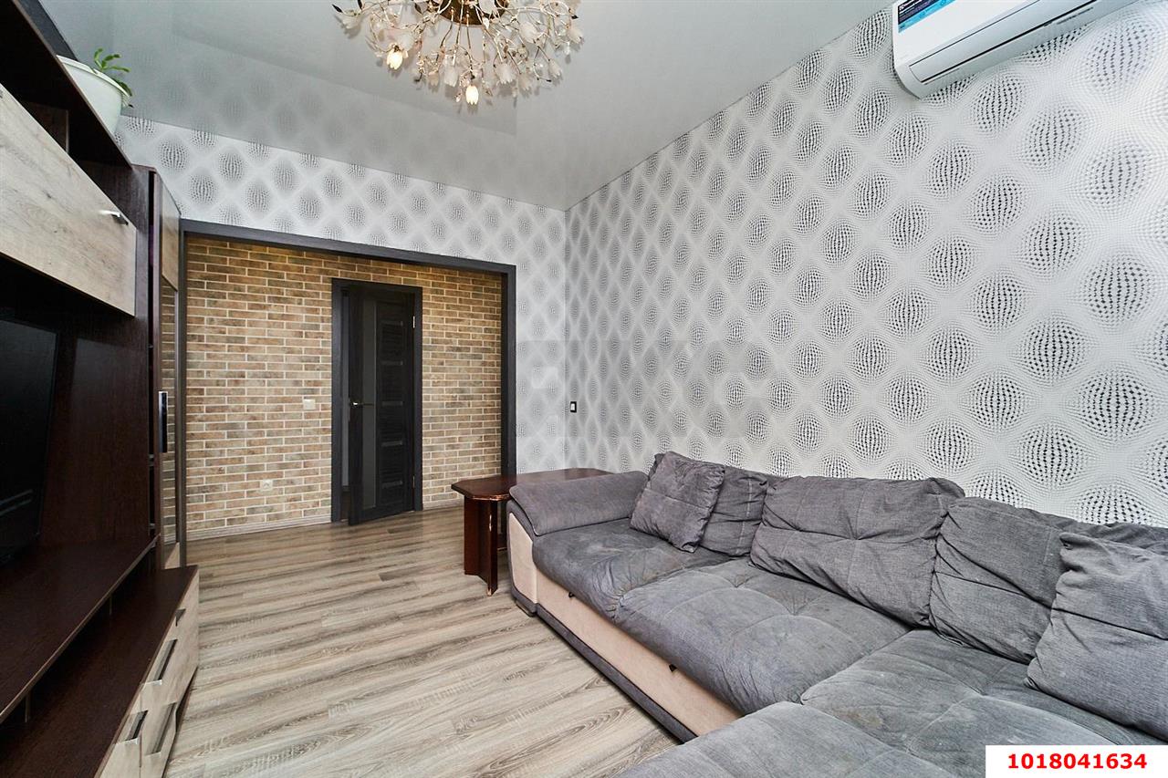 Фото №4: 3-комнатная квартира <span class="whitespace-nowrap">57 м²</span>, <span class="whitespace-nowrap">7/9 эт.</span> - Краснодар, Прикубанский внутригородской округ, Славянский, мкр. Светлоград, ул. Красных Партизан, 1/4к5