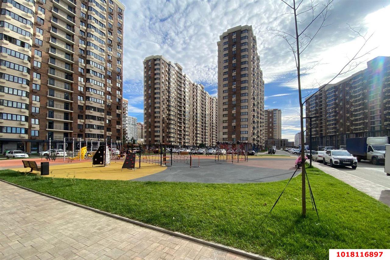 Фото №6: 1-комнатная квартира <span class="whitespace-nowrap">43 м²</span>, <span class="whitespace-nowrap">15/15 эт.</span> - Краснодар, Прикубанский внутригородской округ, имени Петра Метальникова, мкр. ЖК Лучший, ул. Ростовское шоссе, 30/7