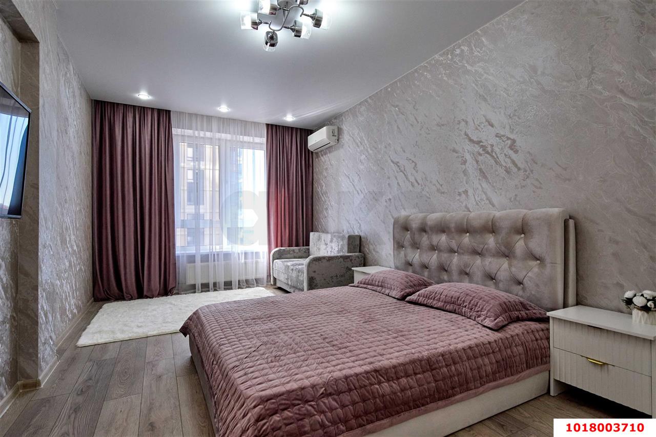Фото №8: 1-комнатная квартира <span class="whitespace-nowrap">53 м²</span>, <span class="whitespace-nowrap">4/25 эт.</span> - Краснодар, Прикубанский внутригородской округ, Фестивальный, Отделение № 1 совхоза Солнечный, мкр. ЖК Седьмой Континент, ул. Совхозная, 1к7
