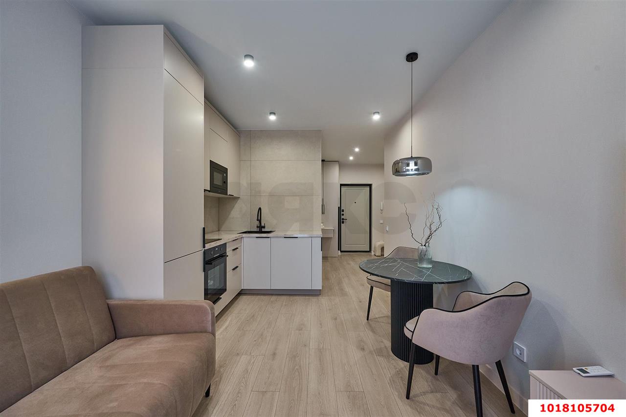 Фото №7: 1-комнатная квартира <span class="whitespace-nowrap">43 м²</span>, <span class="whitespace-nowrap">9/17 эт.</span> - Краснодар, Центральный внутригородской округ, Центральный, мкр. ЖК Большой, ул. Красная, 176лит1/3
