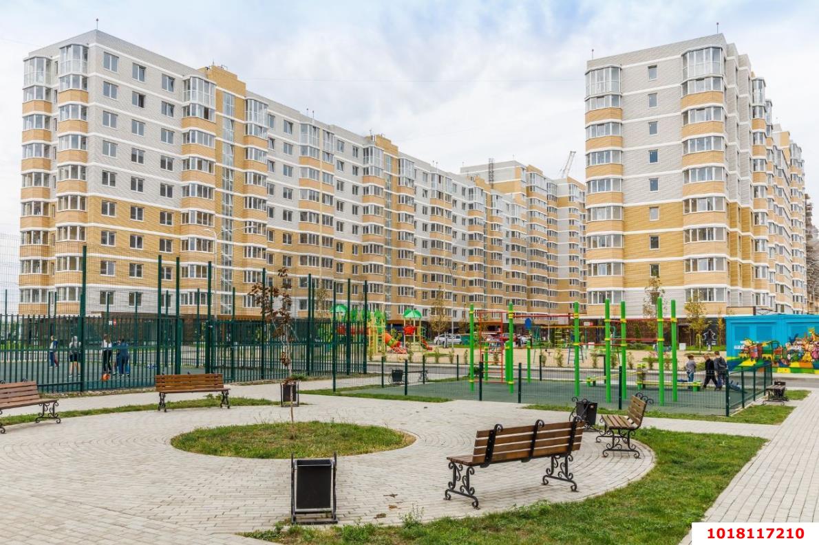 Фото №7: Студия <span class="whitespace-nowrap">37 м²</span>, <span class="whitespace-nowrap">2/10 эт.</span> - Краснодар, Прикубанский внутригородской округ, Славянский, мкр. Светлоград, ул. Красных Партизан, 1/3к6