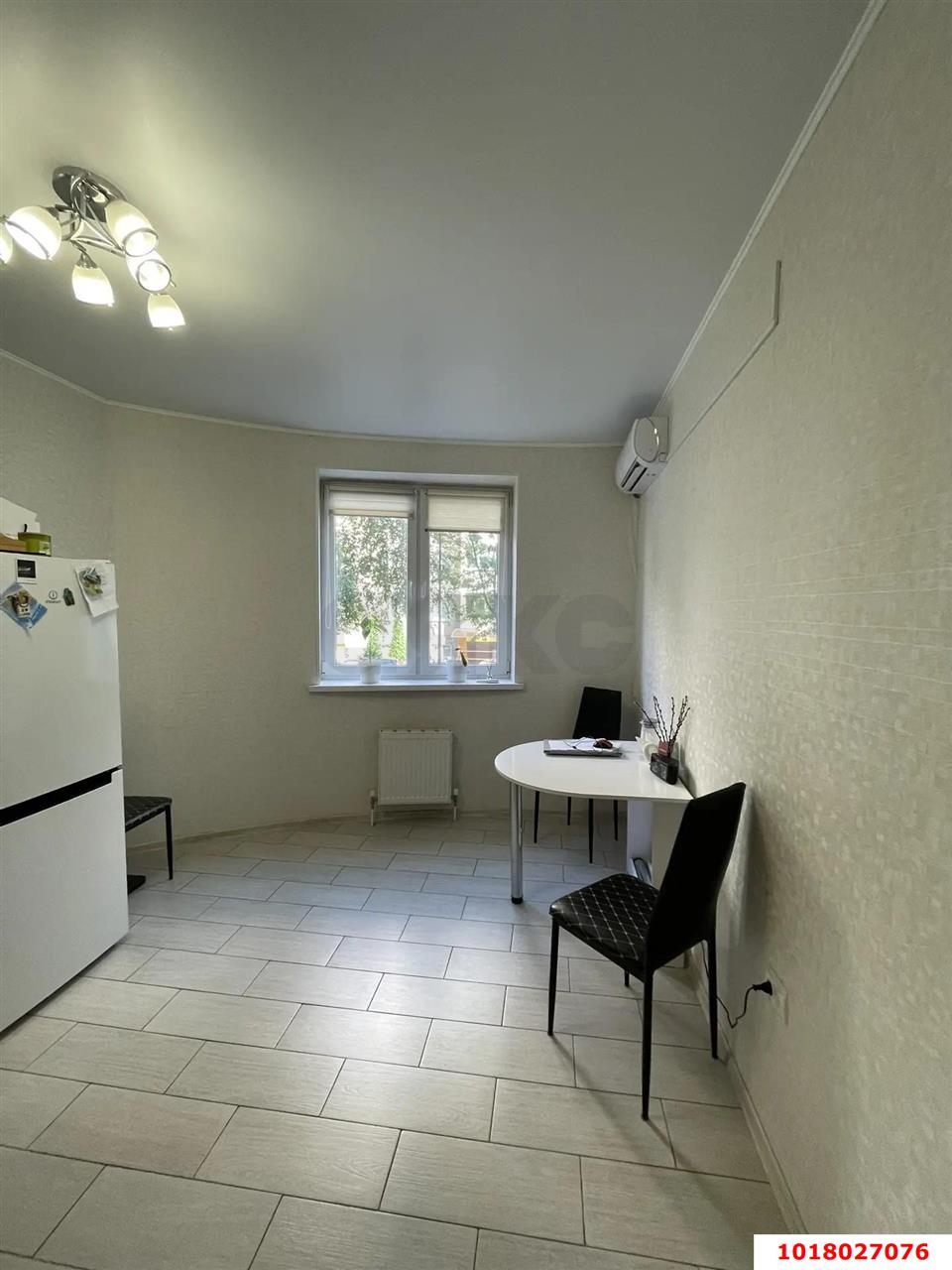 Фото №2: 1-комнатная квартира <span class="whitespace-nowrap">40 м²</span>, <span class="whitespace-nowrap">1/9 эт.</span> - Краснодар, Прикубанский внутригородской округ, ЖК На Красных Партизан, мкр. Славянский, ул. Заполярная, 35к7