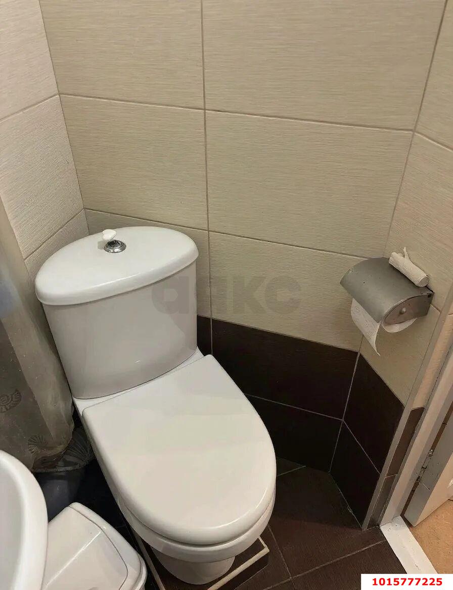 Фото №10: 2-комнатная квартира <span class="whitespace-nowrap">44 м²</span>, <span class="whitespace-nowrap">1/5 эт.</span> - Краснодар, Прикубанский внутригородской округ, мкр. Фестивальный, ул. Олимпийская, 4