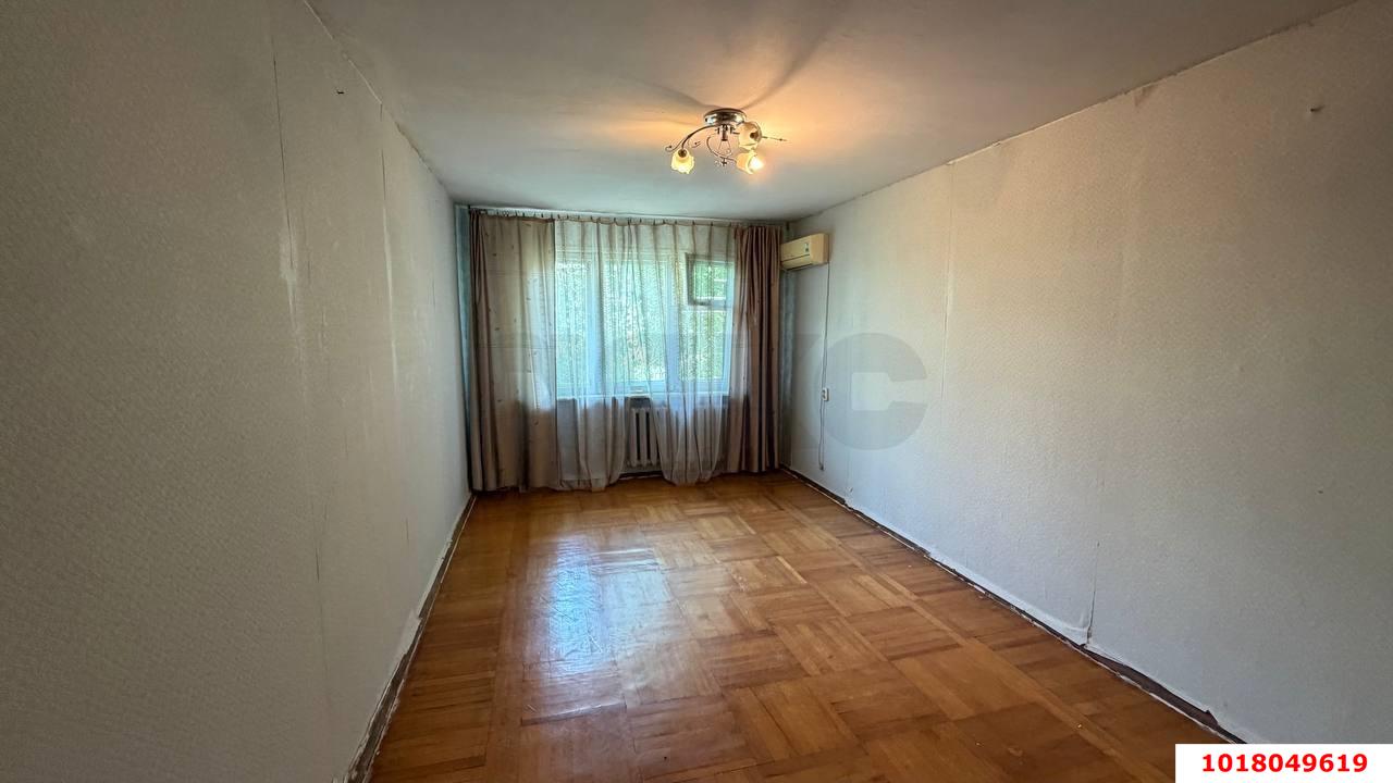 Фото №6: 2-комнатная квартира <span class="whitespace-nowrap">47 м²</span>, <span class="whitespace-nowrap">1/5 эт.</span> - Краснодар, Карасунский внутригородской округ, мкр. Черёмушки, ул. Селезнёва, 198