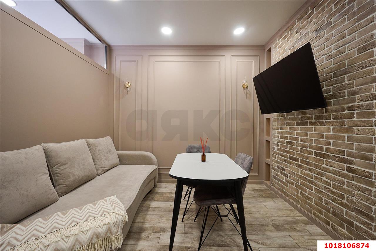 Фото №7: 1-комнатная квартира <span class="whitespace-nowrap">33 м²</span>, <span class="whitespace-nowrap">7/17 эт.</span> - Краснодар, Прикубанский внутригородской округ, Фестивальный, мкр. Солнечный, ул. имени Симиренко, 71к1