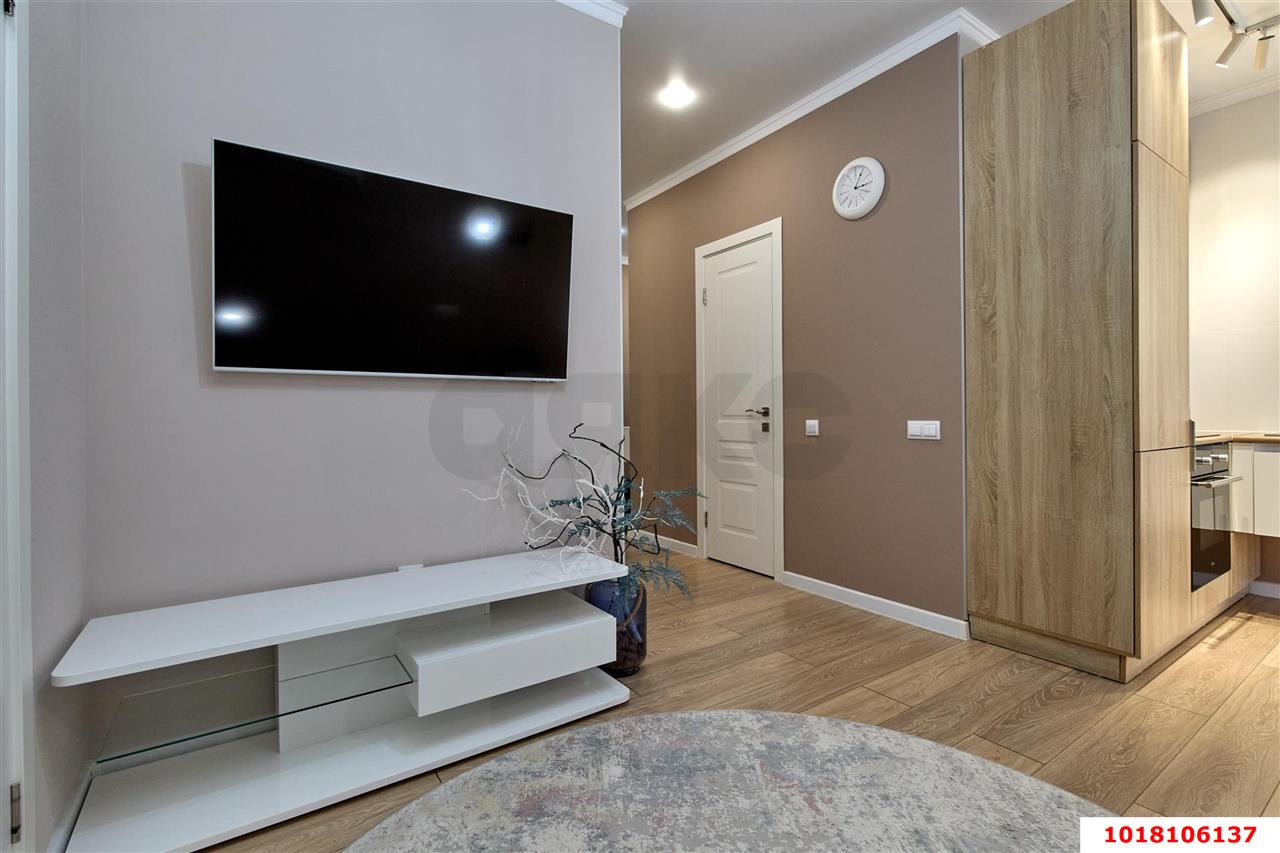 Фото №7: 1-комнатная квартира <span class="whitespace-nowrap">36 м²</span>, <span class="whitespace-nowrap">13/16 эт.</span> - Краснодар, Прикубанский внутригородской округ, Фестивальный, мкр. ЖК Цветы, ул. Круговая, 4Вк4