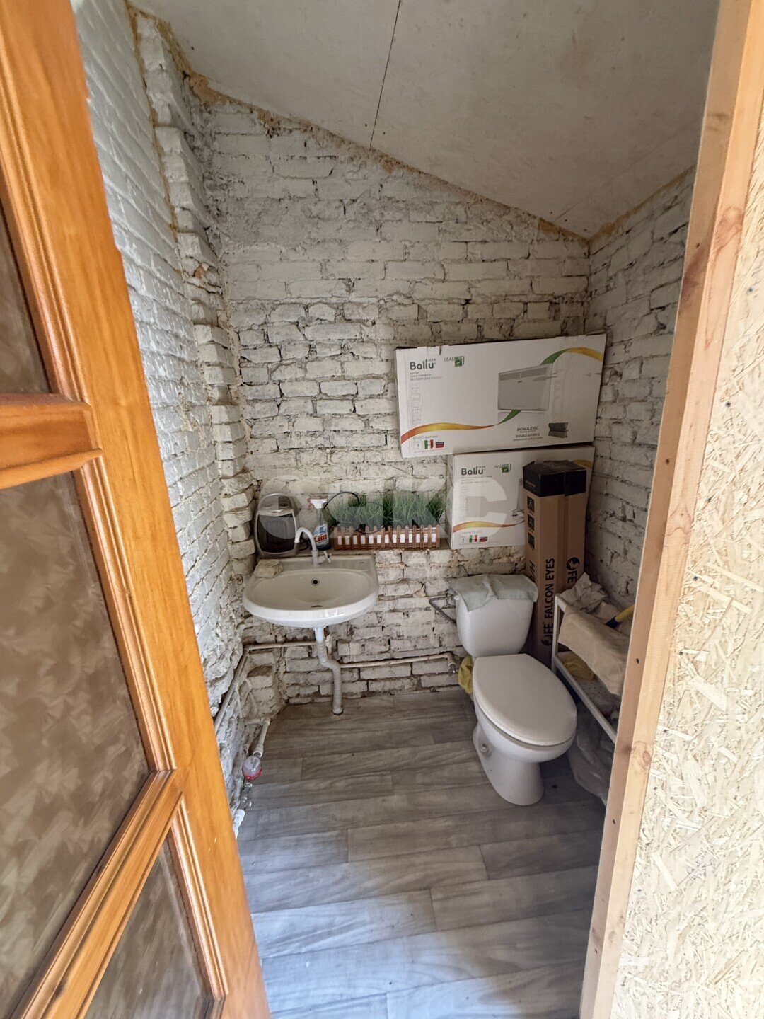 Фото №6: Таунхаус <span class="whitespace-nowrap">30 м²</span> <span class="whitespace-nowrap">+ 1 сот.</span>, <span class="whitespace-nowrap">1 эт.</span> - Армавир, мкр. Оптика, ул. Карла Маркса, 48