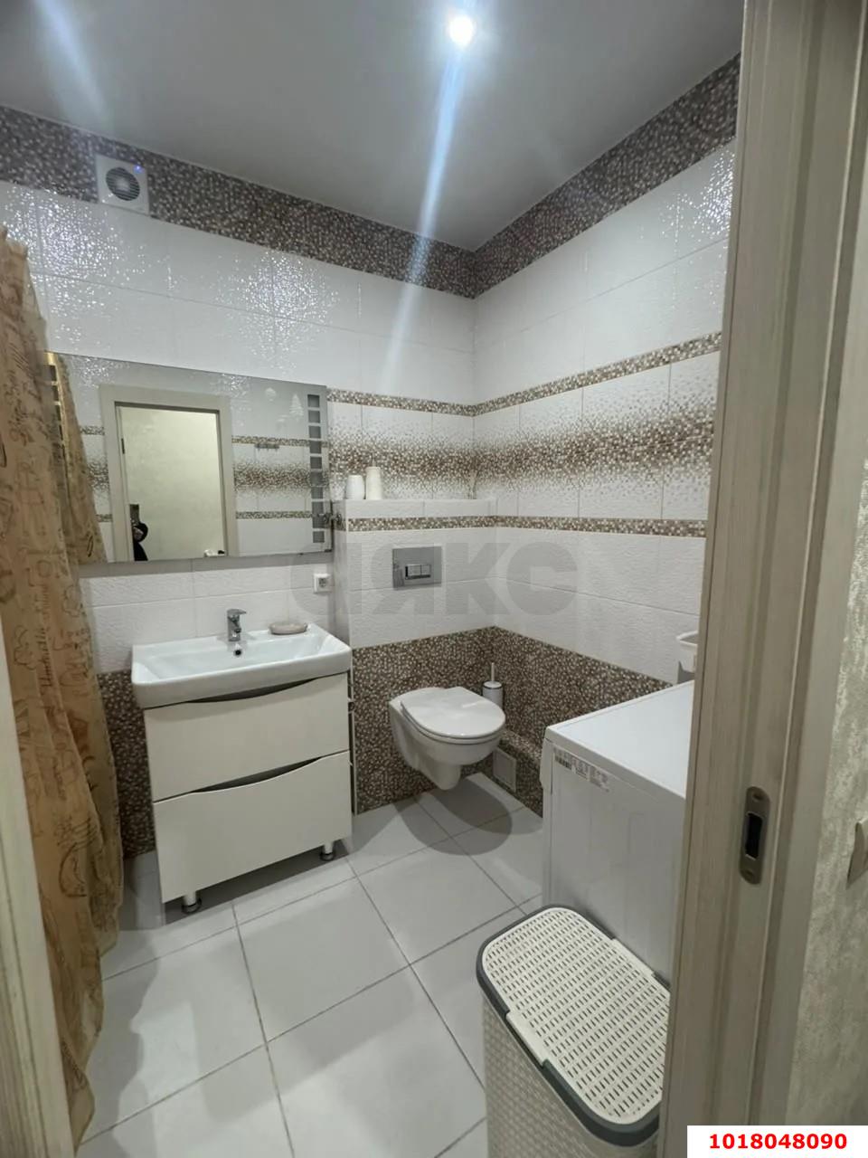 Фото №10: 1-комнатная квартира <span class="whitespace-nowrap">50 м²</span>, <span class="whitespace-nowrap">9/16 эт.</span> - Краснодар, Прикубанский внутригородской округ, мкр. ЖК Губернский, ул. им. Героя Яцкова И.В., 9к3