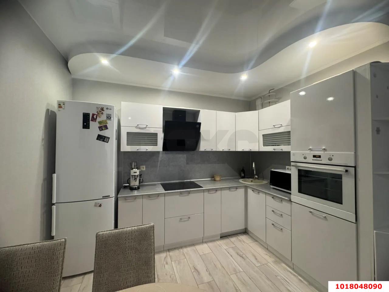 Фото №2: 1-комнатная квартира <span class="whitespace-nowrap">50 м²</span>, <span class="whitespace-nowrap">9/16 эт.</span> - Краснодар, Прикубанский внутригородской округ, мкр. ЖК Губернский, ул. им. Героя Яцкова И.В., 9к3