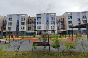 Фото №1: Студия <span class="whitespace-nowrap">30 м²</span>, <span class="whitespace-nowrap">2/4 эт.</span> - Ильинский, мкр. ЖК Театральный, ул. Театральная, 6В