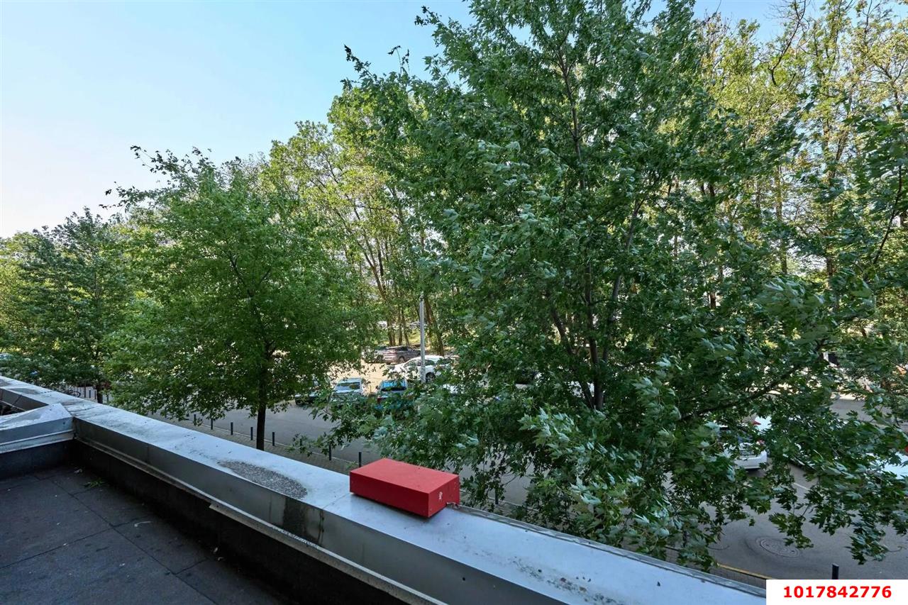 Фото №10: 3-комнатная квартира <span class="whitespace-nowrap">76 м²</span>, <span class="whitespace-nowrap">2/15 эт.</span> - Краснодар, Прикубанский внутригородской округ, мкр. имени Н.И. Вавилова, ул. Вавилова, 18/2