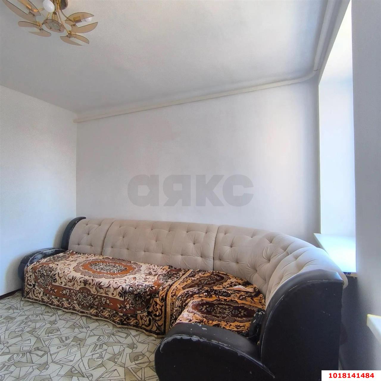 Фото №3: 3-комнатная квартира <span class="whitespace-nowrap">59 м²</span>, <span class="whitespace-nowrap">1/1 эт.</span> - Тахтамукай, ул. Чайковского