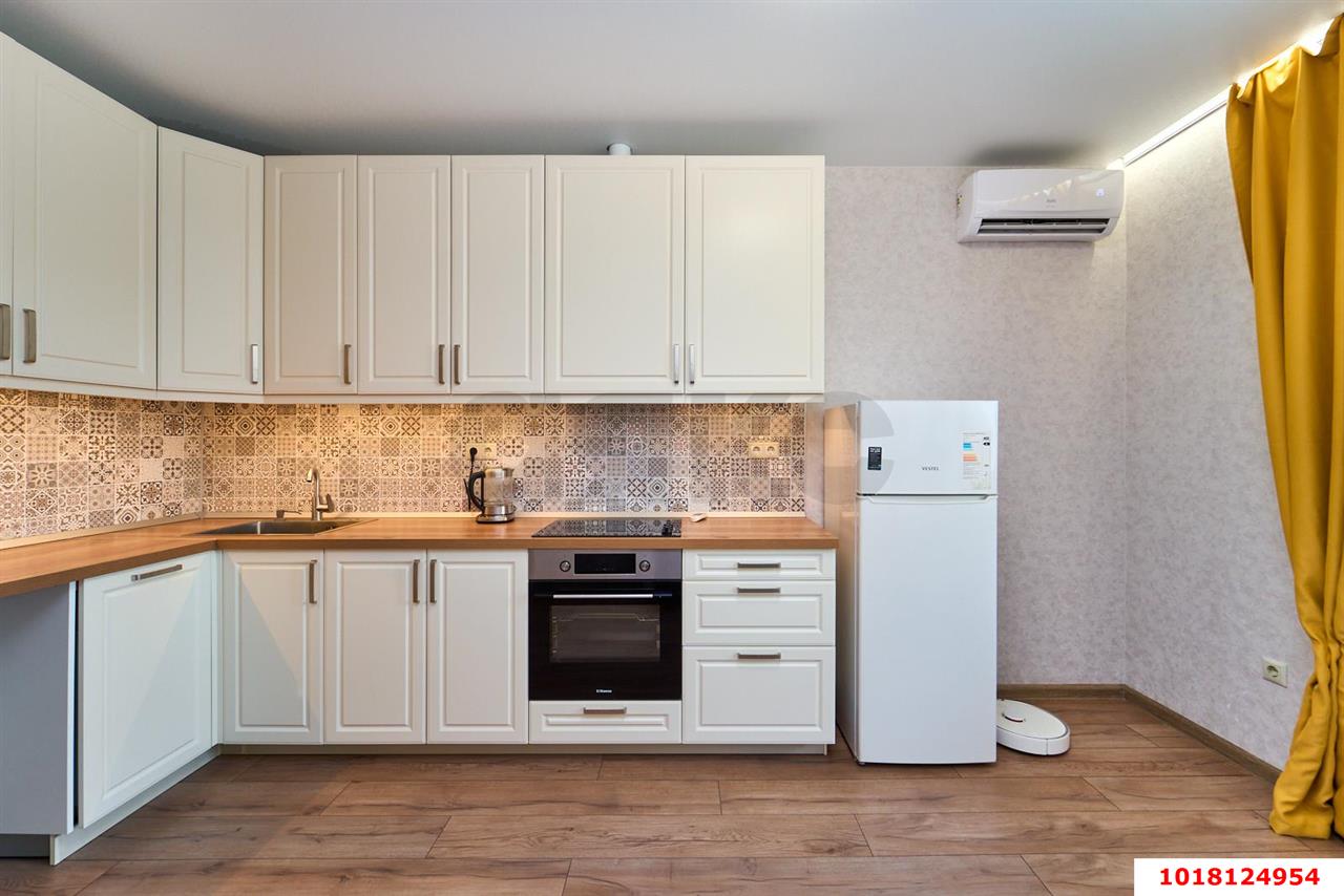 Фото №1: 1-комнатная квартира <span class="whitespace-nowrap">43 м²</span>, <span class="whitespace-nowrap">7/17 эт.</span> - Краснодар, Прикубанский внутригородской округ, Фестивальный, мкр. ЖК Цветы, ул. Круговая, 4Вк2