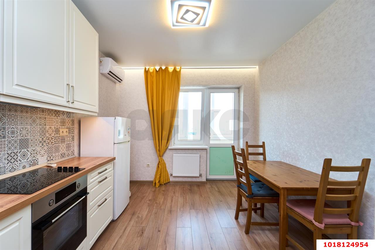 Фото №2: 1-комнатная квартира <span class="whitespace-nowrap">43 м²</span>, <span class="whitespace-nowrap">7/17 эт.</span> - Краснодар, Прикубанский внутригородской округ, Фестивальный, мкр. ЖК Цветы, ул. Круговая, 4Вк2
