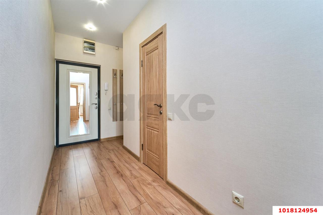 Фото №9: 1-комнатная квартира <span class="whitespace-nowrap">43 м²</span>, <span class="whitespace-nowrap">7/17 эт.</span> - Краснодар, Прикубанский внутригородской округ, Фестивальный, мкр. ЖК Цветы, ул. Круговая, 4Вк2