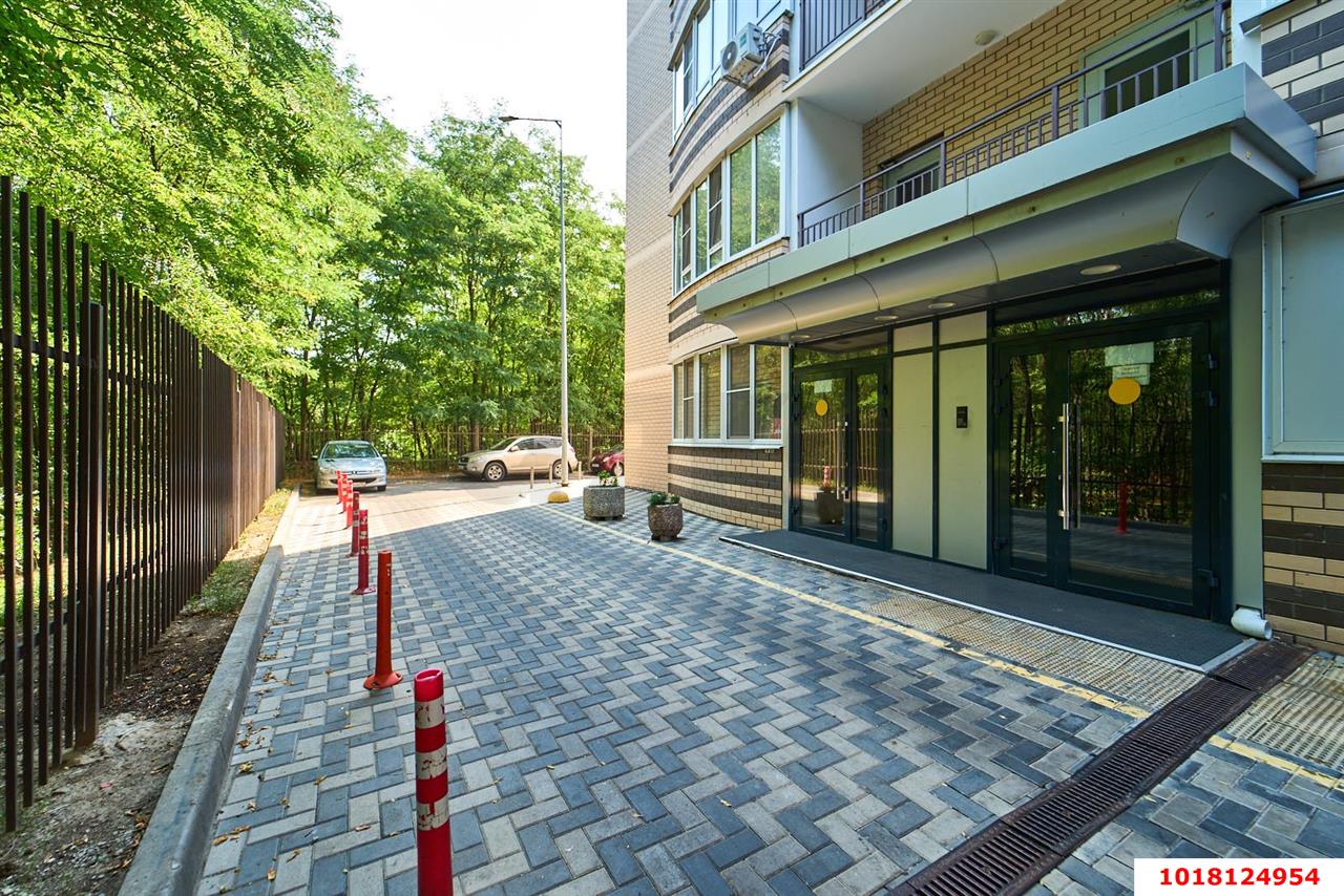 Фото №14: 1-комнатная квартира <span class="whitespace-nowrap">43 м²</span>, <span class="whitespace-nowrap">7/17 эт.</span> - Краснодар, Прикубанский внутригородской округ, Фестивальный, мкр. ЖК Цветы, ул. Круговая, 4Вк2
