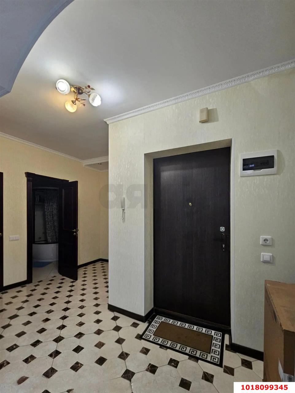Фото №5: 1-комнатная квартира <span class="whitespace-nowrap">39 м²</span>, <span class="whitespace-nowrap">6/16 эт.</span> - Краснодар, Прикубанский внутригородской округ, мкр. Восточно-Кругликовский, ул. им. Героя Яцкова И.В., 8