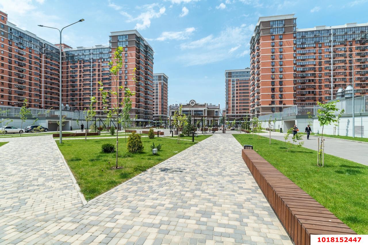 Фото №10: 3-комнатная квартира <span class="whitespace-nowrap">72 м²</span>, <span class="whitespace-nowrap">14/16 эт.</span> - Краснодар, Прикубанский внутригородской округ, мкр. ЖК Самолёт-6, ул. Ивана Беличенко, 90