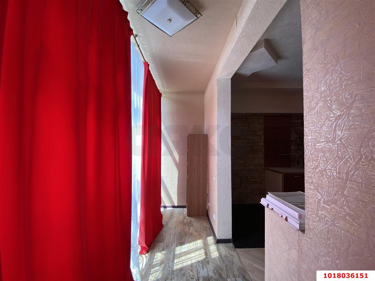 Фото №15: 1-комнатная квартира <span class="whitespace-nowrap">54 м²</span>, <span class="whitespace-nowrap">13/21 эт.</span> - Краснодар, Карасунский внутригородской округ, мкр. Черёмушки, ул. Селезнёва, 88/1