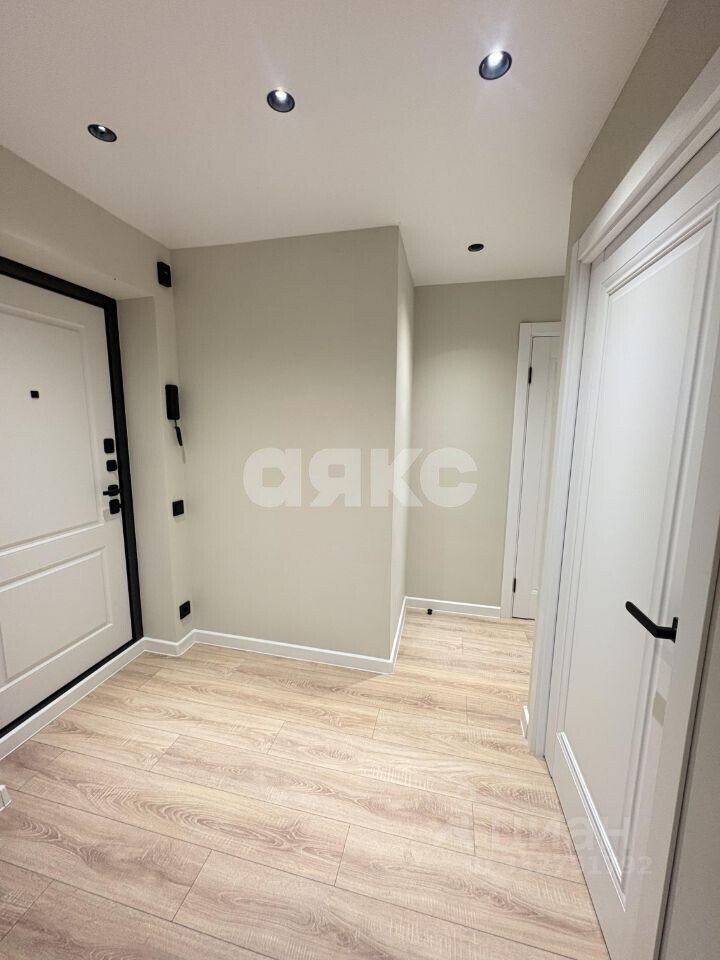 Фото №5: 2-комнатная квартира <span class="whitespace-nowrap">45 м²</span>, <span class="whitespace-nowrap">2/9 эт.</span> - Москва, ул. Кировоградская, 42к3
