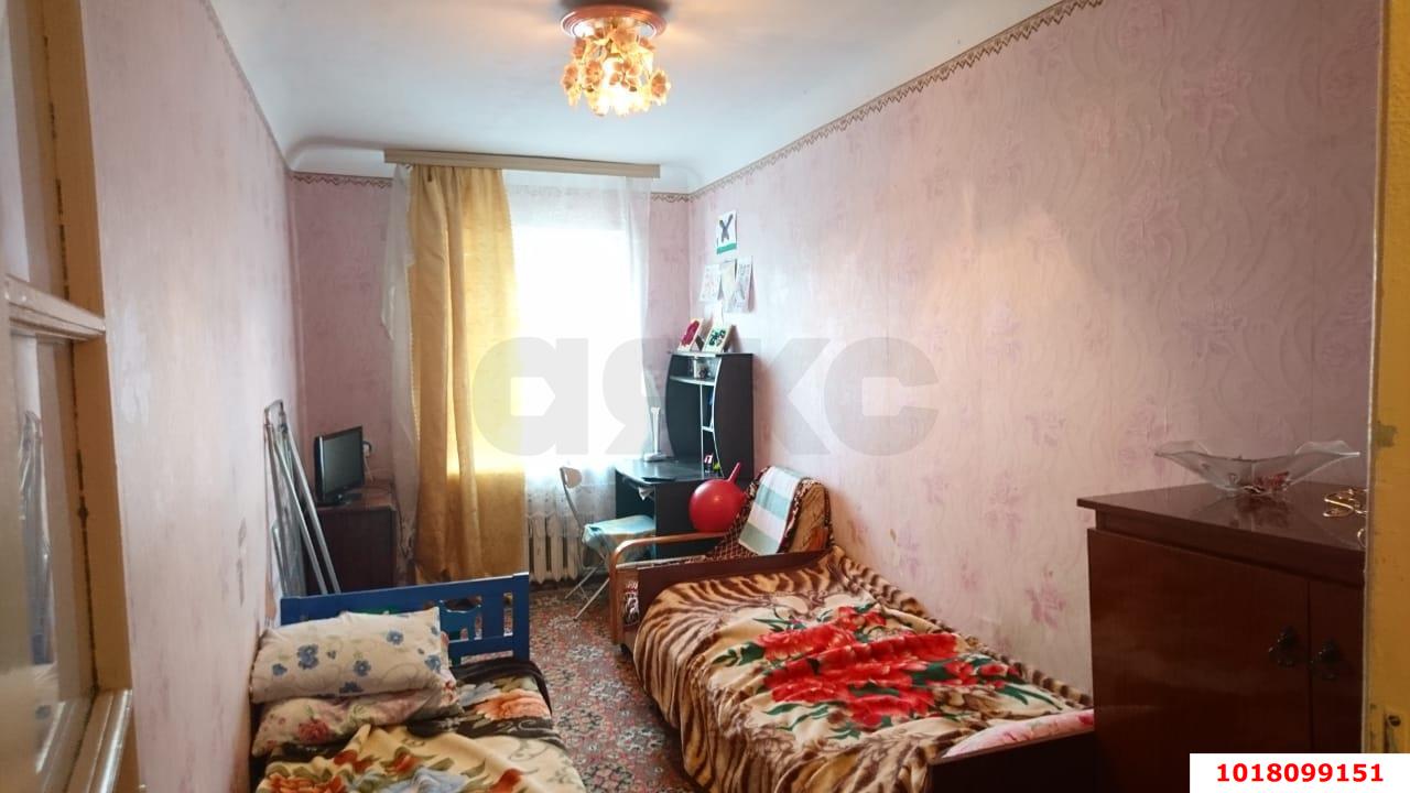 Фото №4: 3-комнатная квартира <span class="whitespace-nowrap">60 м²</span>, <span class="whitespace-nowrap">2/4 эт.</span> - Краснодар, Центральный внутригородской округ, мкр. Дубинка, ул. Воронежская, 40