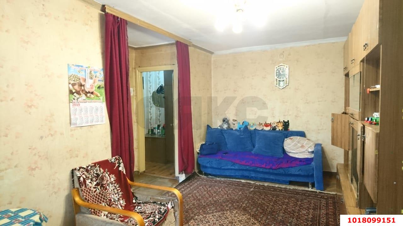 Фото №3: 3-комнатная квартира <span class="whitespace-nowrap">60 м²</span>, <span class="whitespace-nowrap">2/4 эт.</span> - Краснодар, Центральный внутригородской округ, мкр. Дубинка, ул. Воронежская, 40