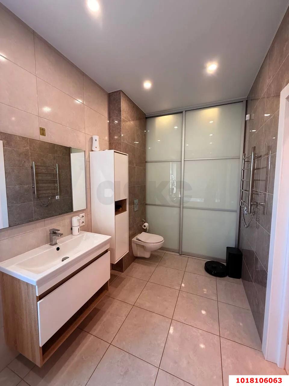 Фото №10: Дом <span class="whitespace-nowrap">156 м²</span> <span class="whitespace-nowrap">+ 7 сот.</span>, <span class="whitespace-nowrap">2 эт.</span> - Краснодар, Карасунский внутригородской округ, мкр. ДНТ Знаменский, ул. Тихая, 10