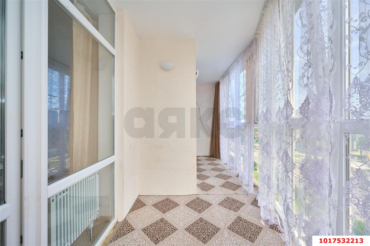 Фото №8: 2-комнатная квартира <span class="whitespace-nowrap">46 м²</span>, <span class="whitespace-nowrap">16/18 эт.</span> - Краснодар, Прикубанский внутригородской округ, Молодёжный, мкр. жилой комплекс Дуэт, ул. Душистая, 77