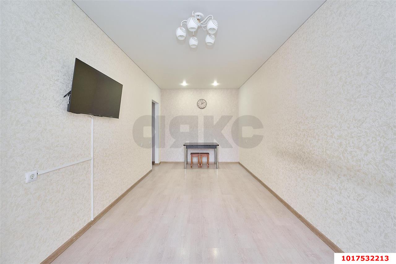 Фото №3: 2-комнатная квартира <span class="whitespace-nowrap">46 м²</span>, <span class="whitespace-nowrap">16/18 эт.</span> - Краснодар, Прикубанский внутригородской округ, Молодёжный, мкр. жилой комплекс Дуэт, ул. Душистая, 77