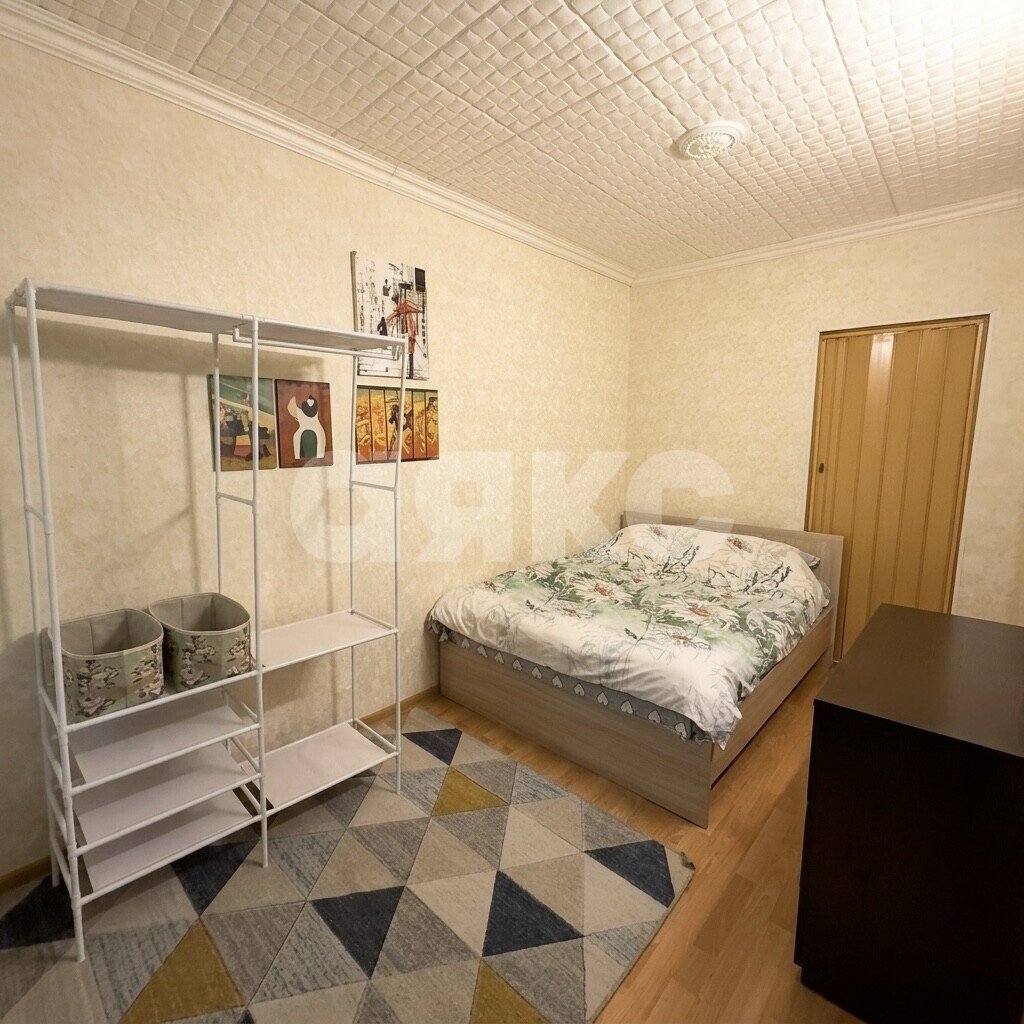 Фото №8: 2-комнатная квартира <span class="whitespace-nowrap">43 м²</span>, <span class="whitespace-nowrap">1/2 эт.</span> - Белоозёрский, мкр. Красный Холм, ул. 50 лет Октября, 7
