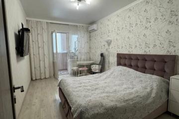 Фото №1: 1-комнатная квартира <span class="whitespace-nowrap">33 м²</span>, <span class="whitespace-nowrap">3/18 эт.</span> - Краснодар, мкр. ЖК Оникс, ул. Российская, 267к4