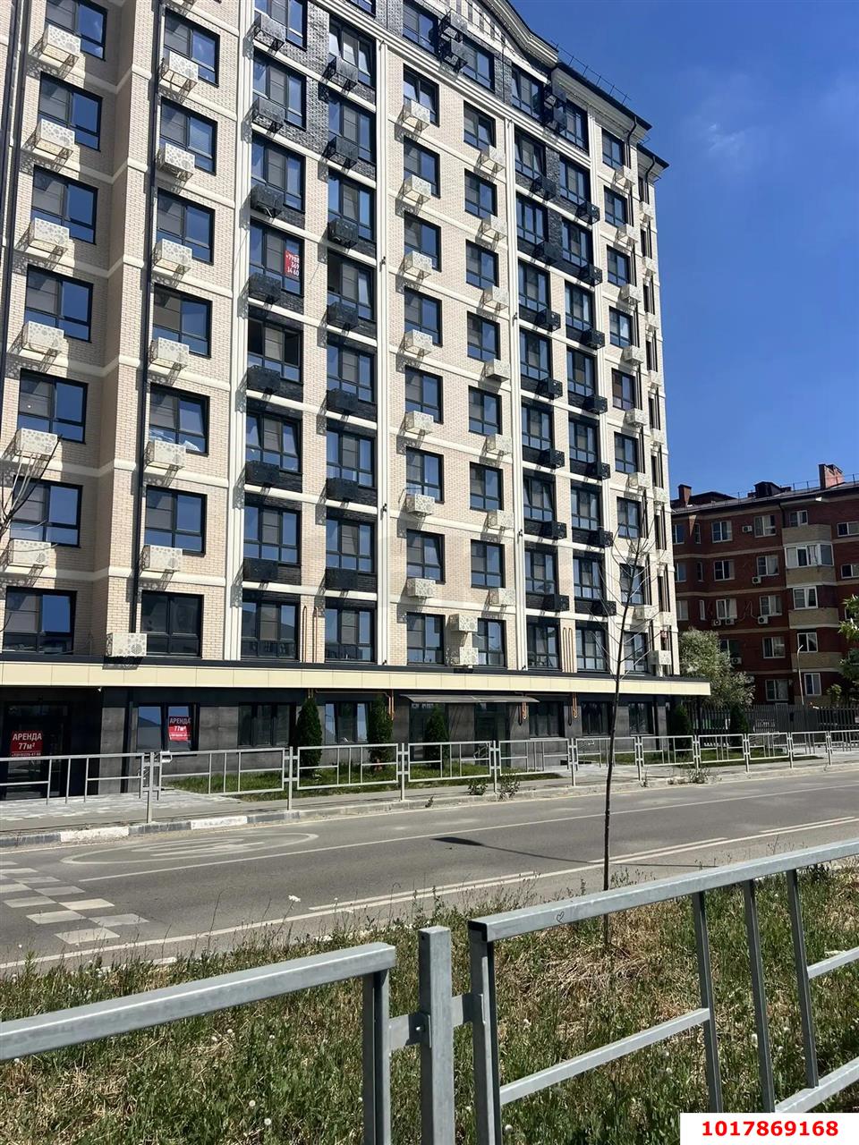Фото №2: 1-комнатная квартира <span class="whitespace-nowrap">34 м²</span>, <span class="whitespace-nowrap">5/10 эт.</span> - Яблоновский, мкр. жилой комплекс Портрет, ул. Луговая, 7А