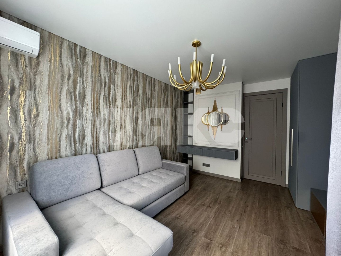 Фото №8: 3-комнатная квартира <span class="whitespace-nowrap">108 м²</span>, <span class="whitespace-nowrap">3/12 эт.</span> - Анапа, ул. Горького, 2А