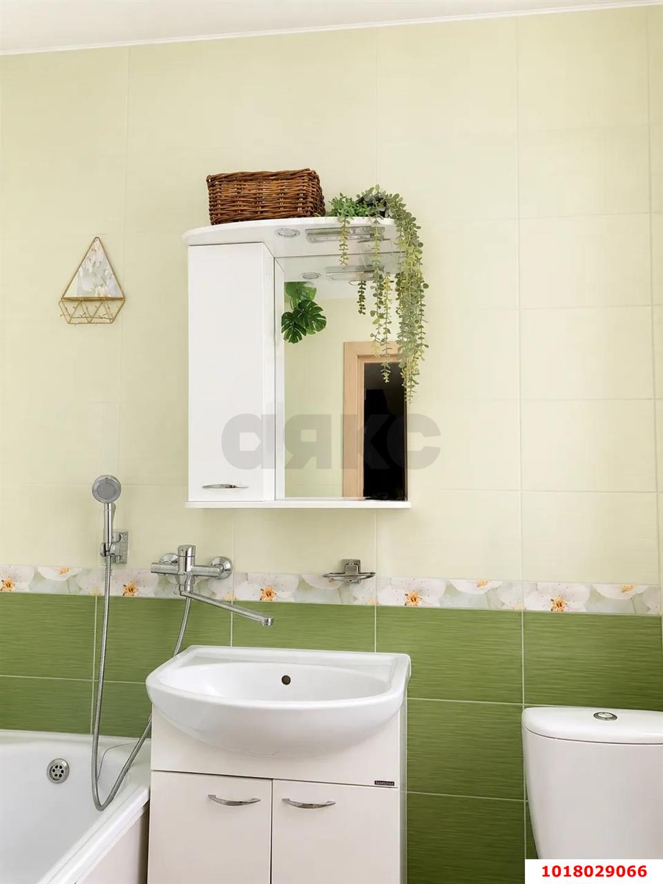 Фото №6: 1-комнатная квартира <span class="whitespace-nowrap">41 м²</span>, <span class="whitespace-nowrap">17/18 эт.</span> - Краснодар, Карасунский внутригородской округ, Пашковский, Участок №24, мкр. жилой комплекс Гарант, ул. Трудовой Славы, 43к1