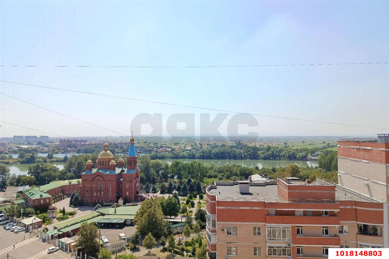 Фото №14: 3-комнатная квартира <span class="whitespace-nowrap">80 м²</span>, <span class="whitespace-nowrap">14/16 эт.</span> - Краснодар, Западный внутригородской округ, мкр. Юбилейный, ул. 70-летия Октября, 1/4