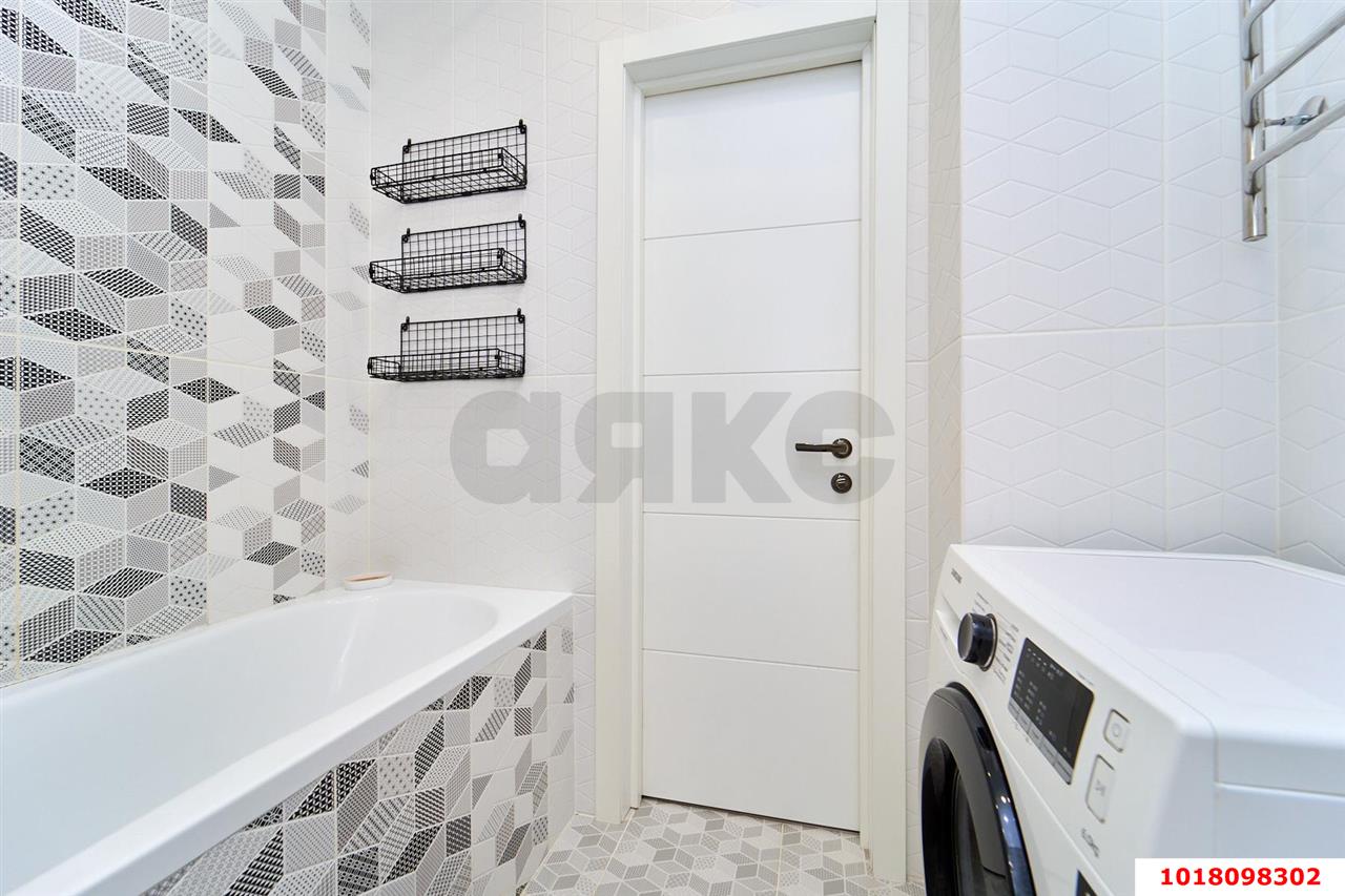 Фото №12: 1-комнатная квартира <span class="whitespace-nowrap">40 м²</span>, <span class="whitespace-nowrap">18/19 эт.</span> - Краснодар, Прикубанский внутригородской округ, имени Петра Метальникова, мкр. ЖК Победный, ул. Евгении Жигуленко, 13