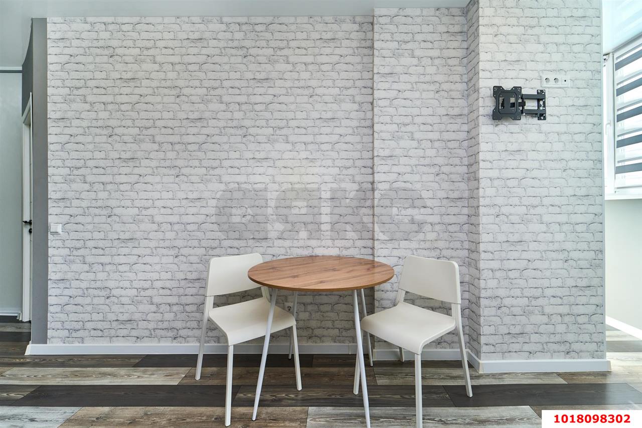 Фото №3: 1-комнатная квартира <span class="whitespace-nowrap">40 м²</span>, <span class="whitespace-nowrap">18/19 эт.</span> - Краснодар, Прикубанский внутригородской округ, имени Петра Метальникова, мкр. ЖК Победный, ул. Евгении Жигуленко, 13