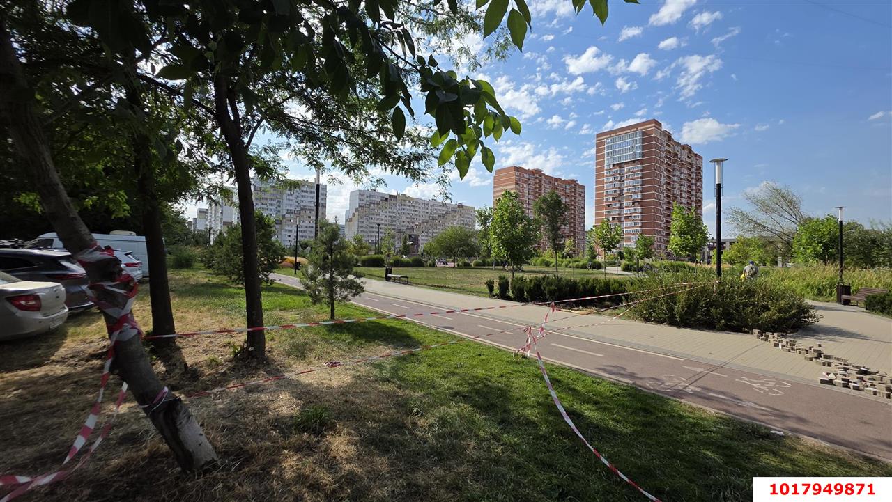 Фото №10: Торговое помещение <span class="whitespace-nowrap">19 м²</span>, <span class="whitespace-nowrap">-1/12 эт.</span> - Краснодар, Прикубанский внутригородской округ, мкр. Новый, ул. 9-я Тихая, 25