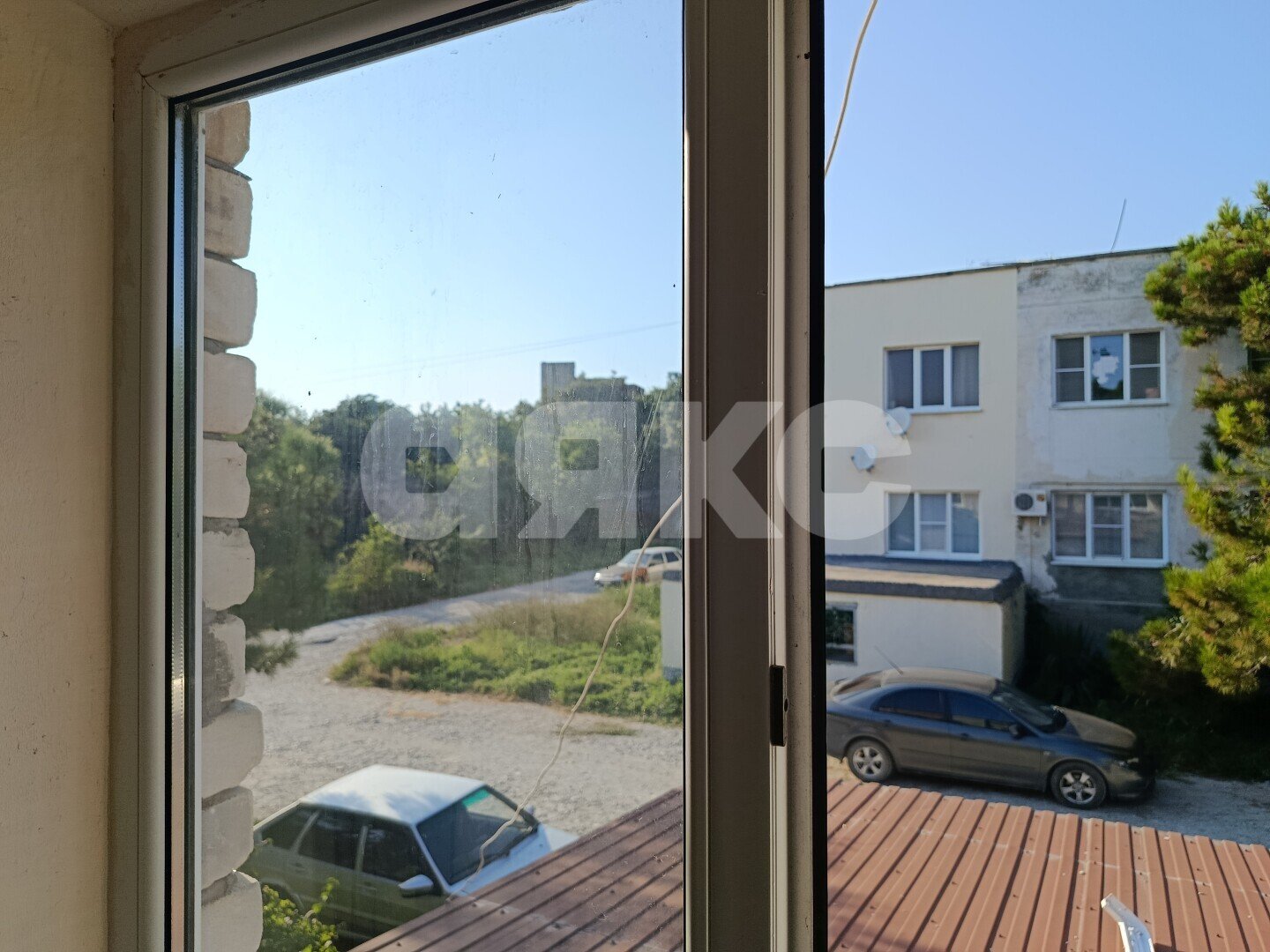 Фото №6: Комната <span class="whitespace-nowrap">15 м²</span>, <span class="whitespace-nowrap">2/2 эт.</span> - Геленджик, мкр. Солнечный, ул. Пограничная, 21В